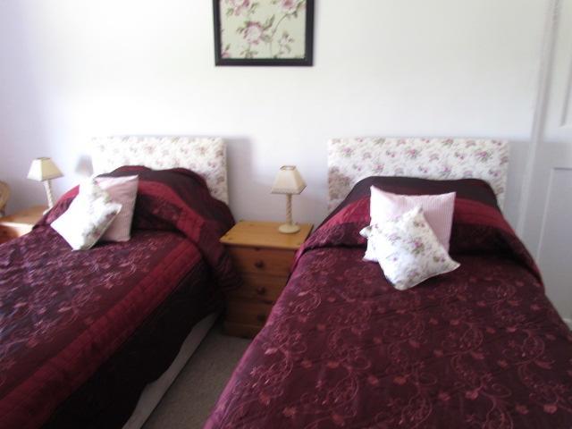 Celyn Villa Bed And Breakfast Holywell  Extérieur photo